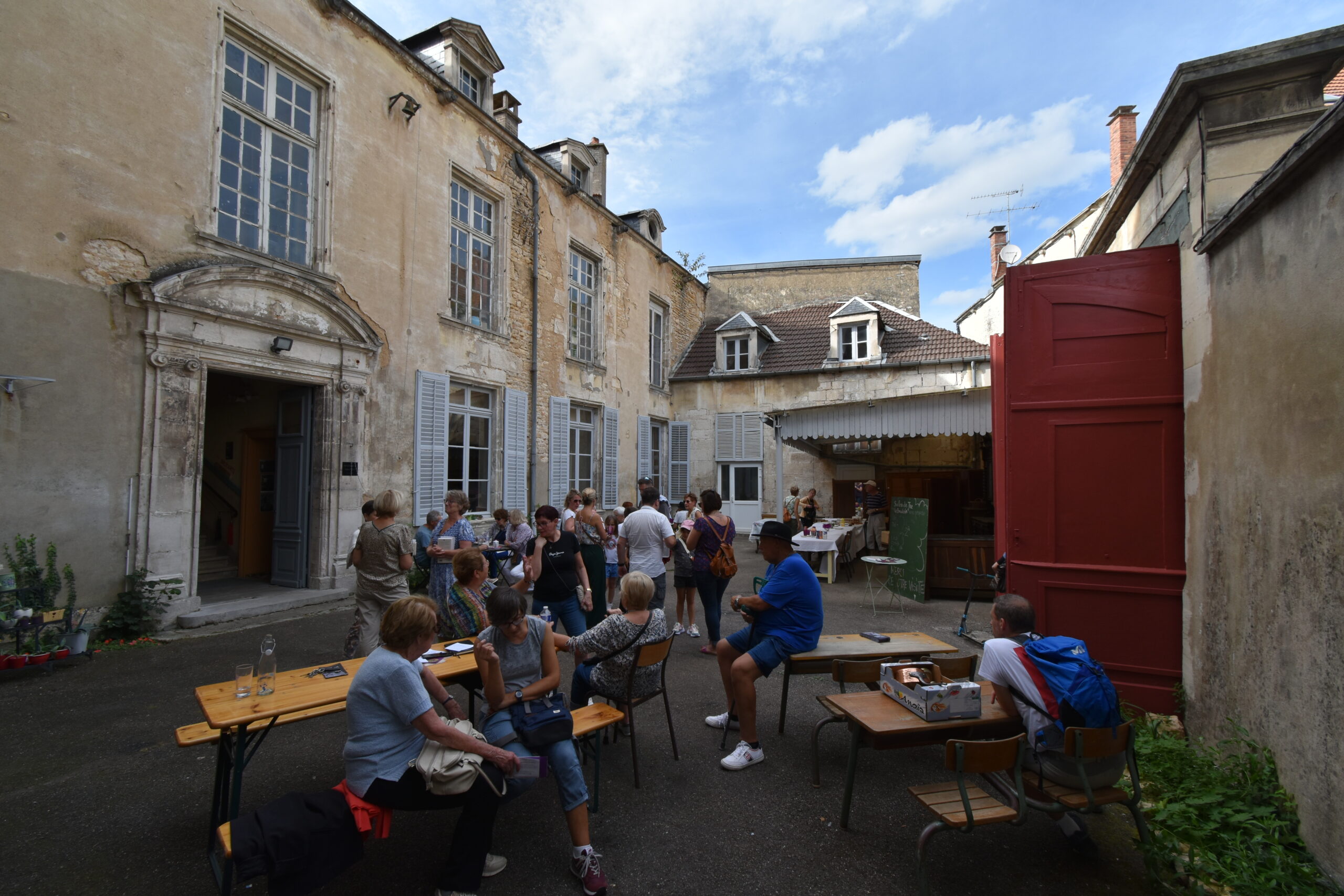 Réception cour rue Girardon